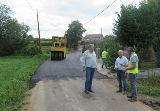 O concello mellora a estrada e a rede de pluviais en O Vilar, na parroquia de Erboedo